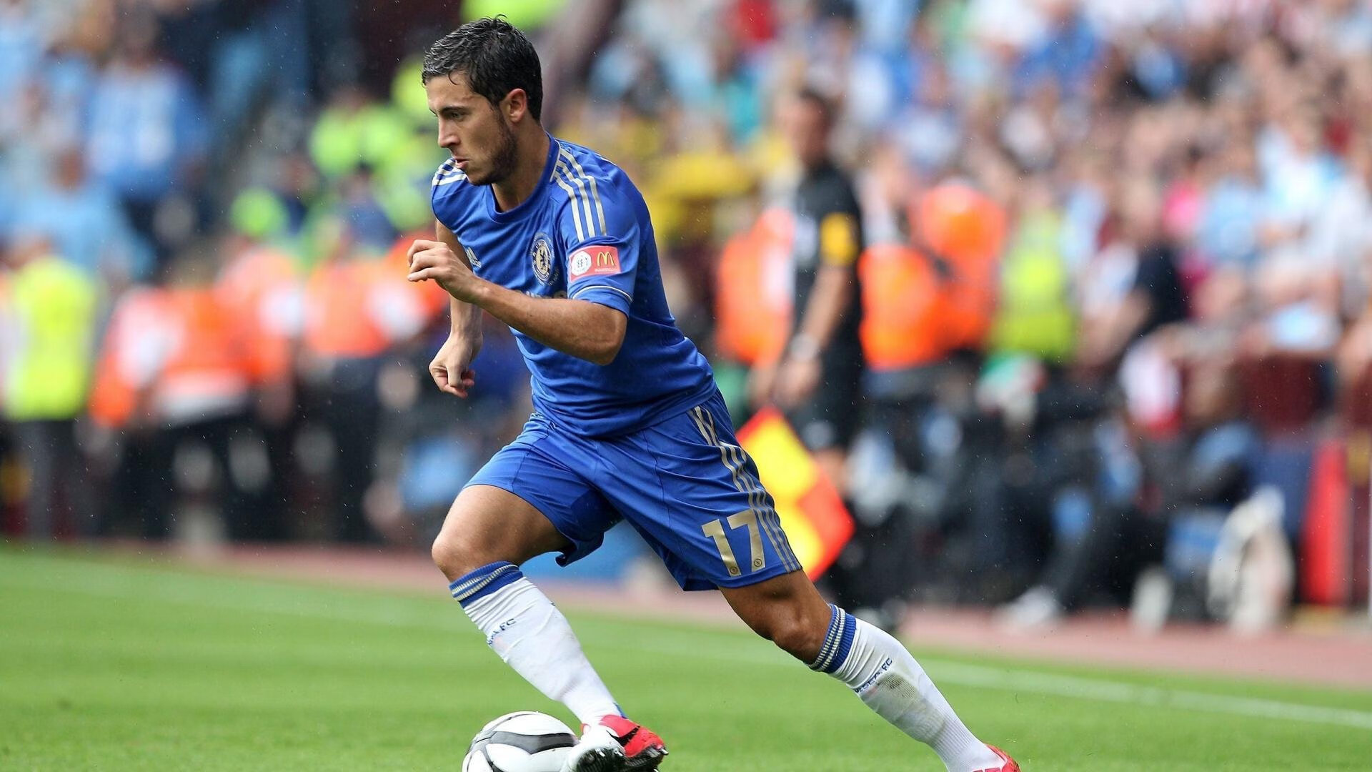 “赛季倒计时，争冠队伍逐步明朗，战火愈演愈烈”，赛季结束倒计时